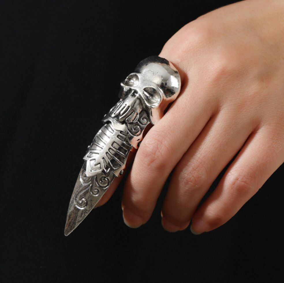 Skull Ring - Image 3