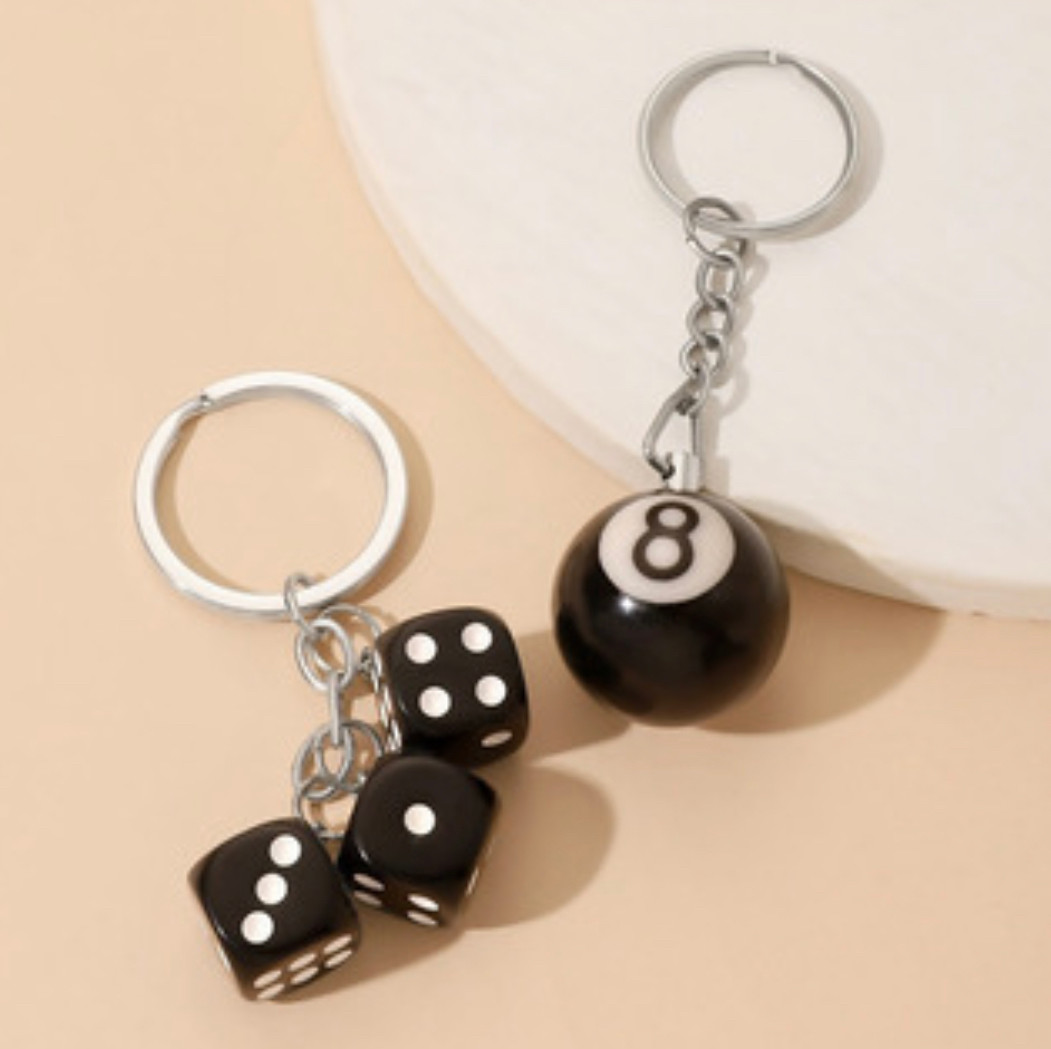 8 Ball Keychain - Image 6