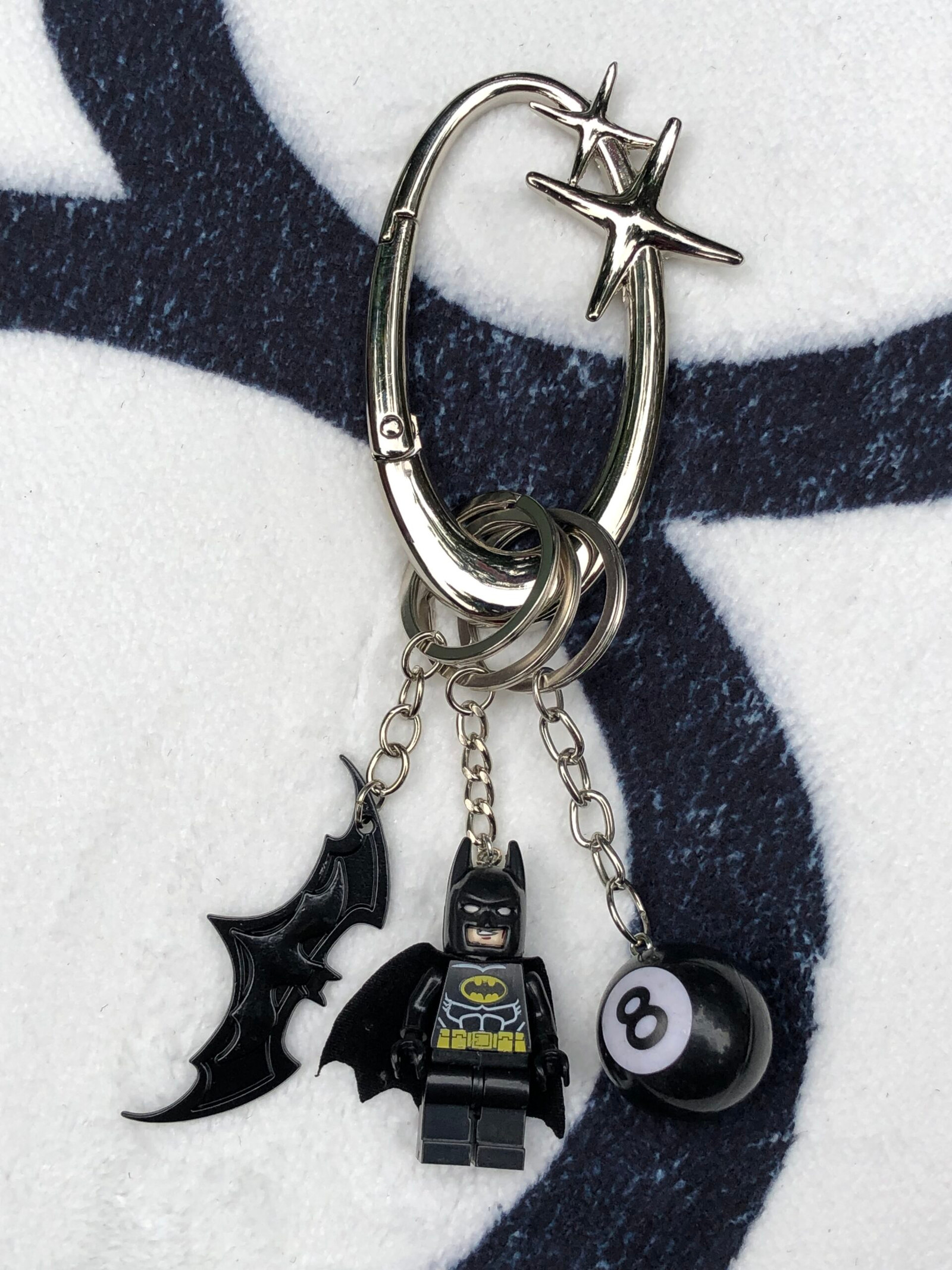8 Ball Keychain - Image 4