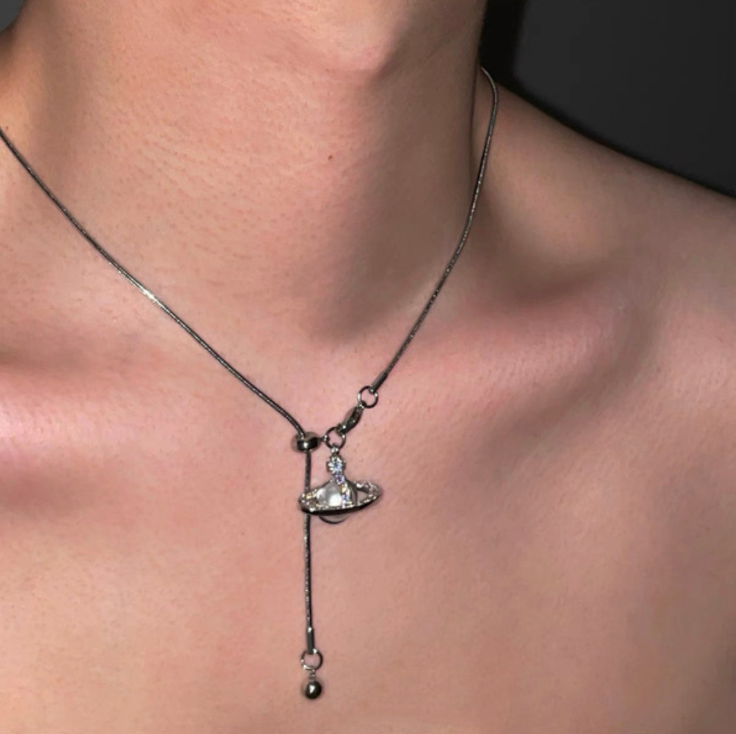 VVW Orb Necklace - Image 2