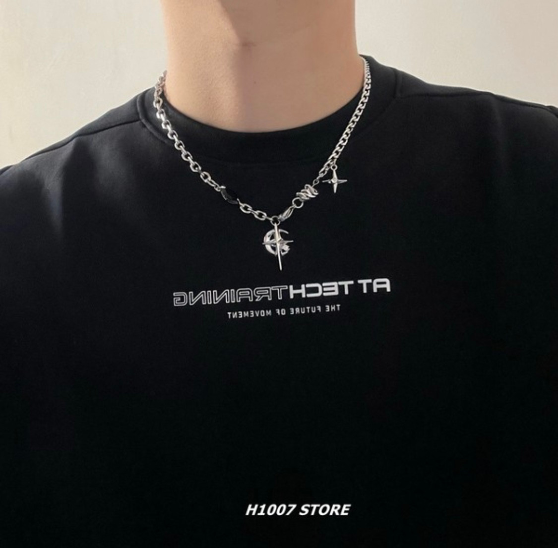 Y2K Moon Star Necklace - Image 4