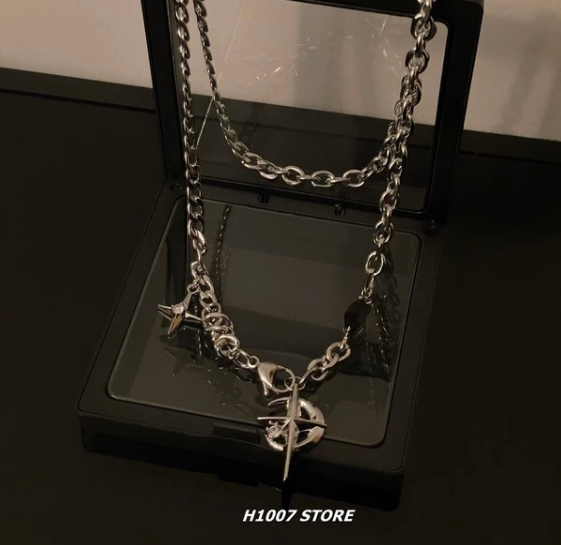 Y2K Moon Star Necklace - Image 7